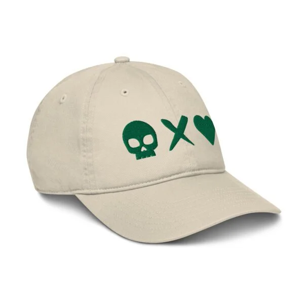 Gorra béisbol beige calavera x corazón verde - Imagen 3