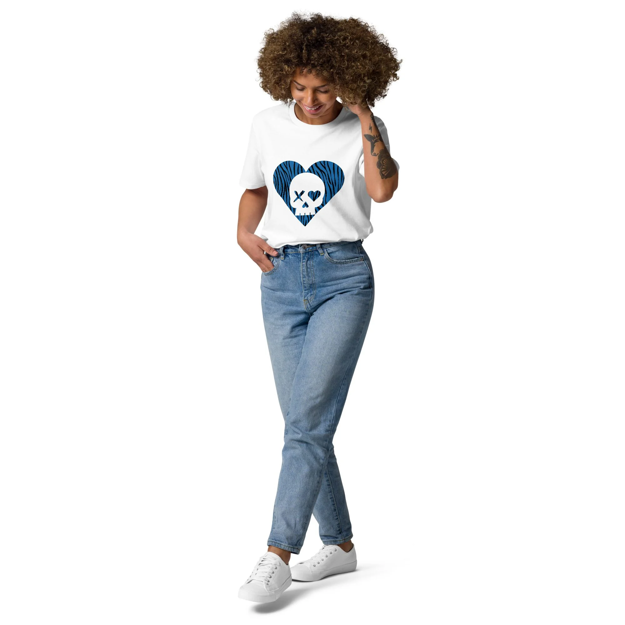 camiseta unisex corazón calavera cebra azul - Imagen 4